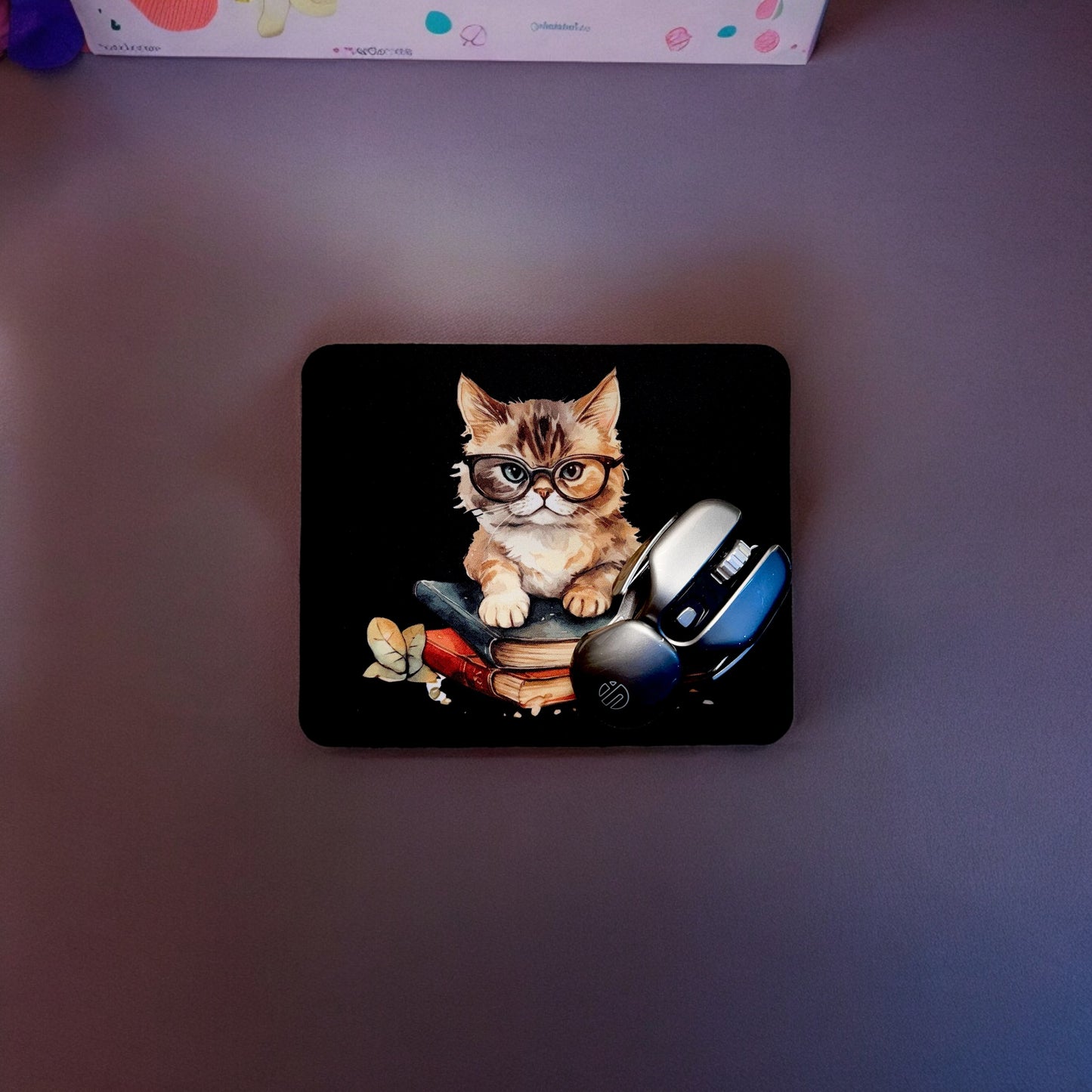 FARFIL Charming Feline on Books Mousepad: Add Playful Elegance to Your Workspace