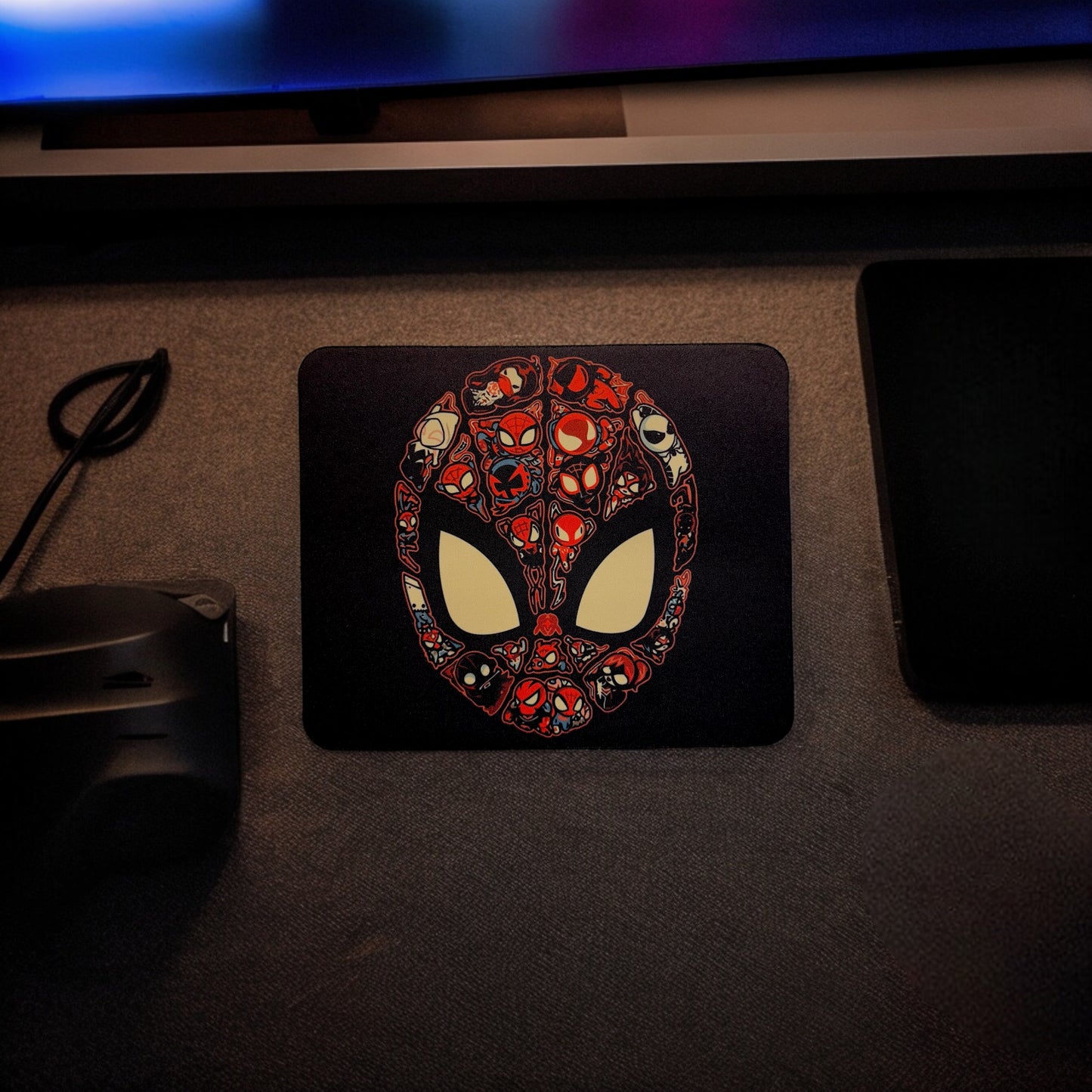 FARFIL Spiderman Squad Dynamic Heroic Mousepad: Elevate Your Desk with Iconic Style and Precision Control