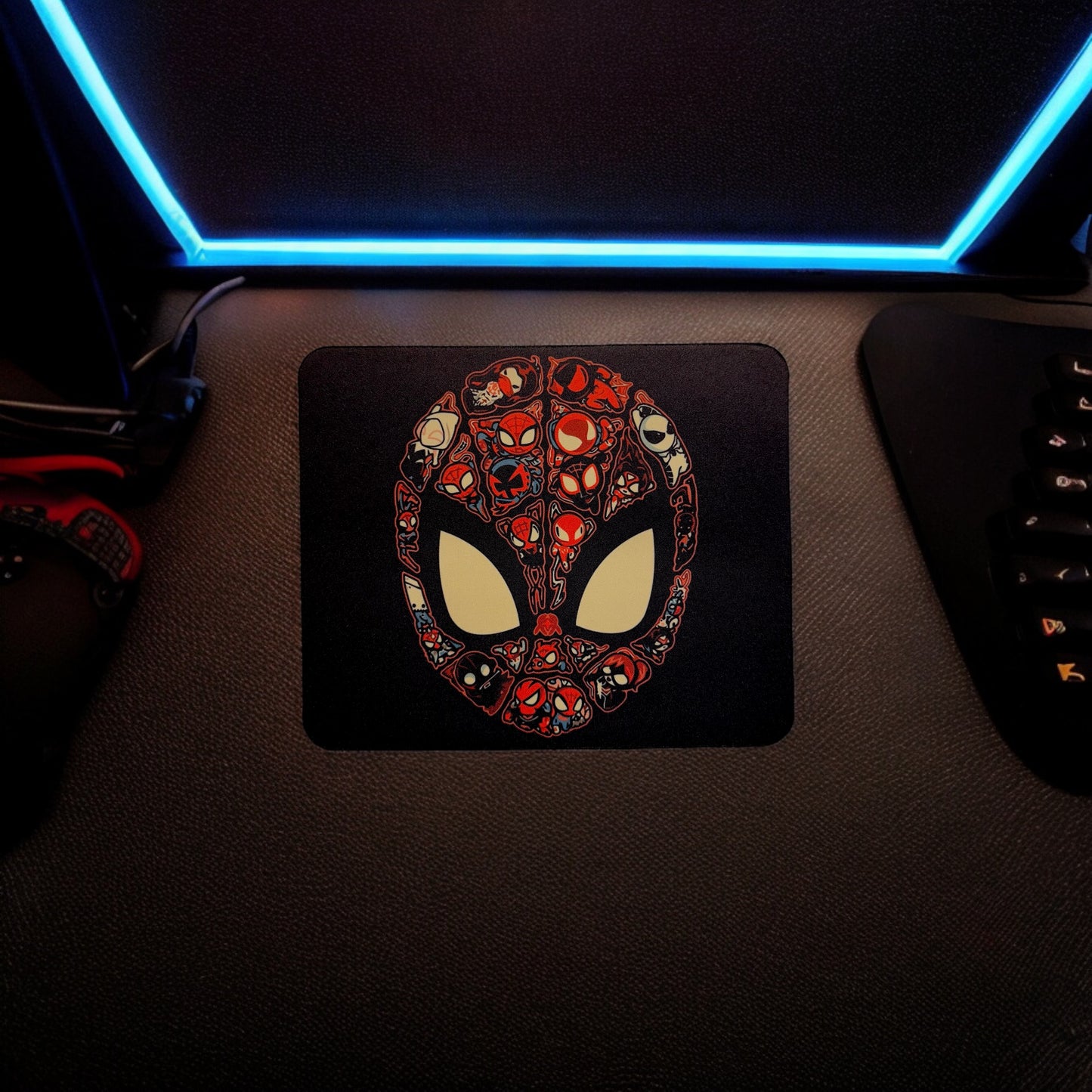 FARFIL Spiderman Squad Dynamic Heroic Mousepad: Elevate Your Desk with Iconic Style and Precision Control